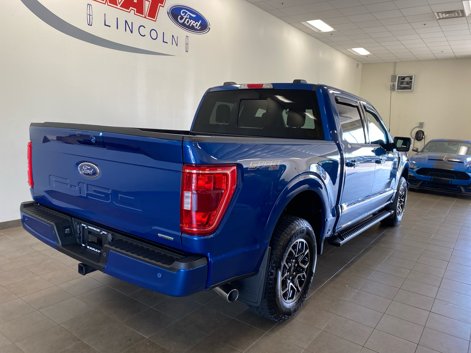 2023 Ford F-150 2023 FORD F-150 XLT CREW CAB 4DR 145 WB 4WD 7