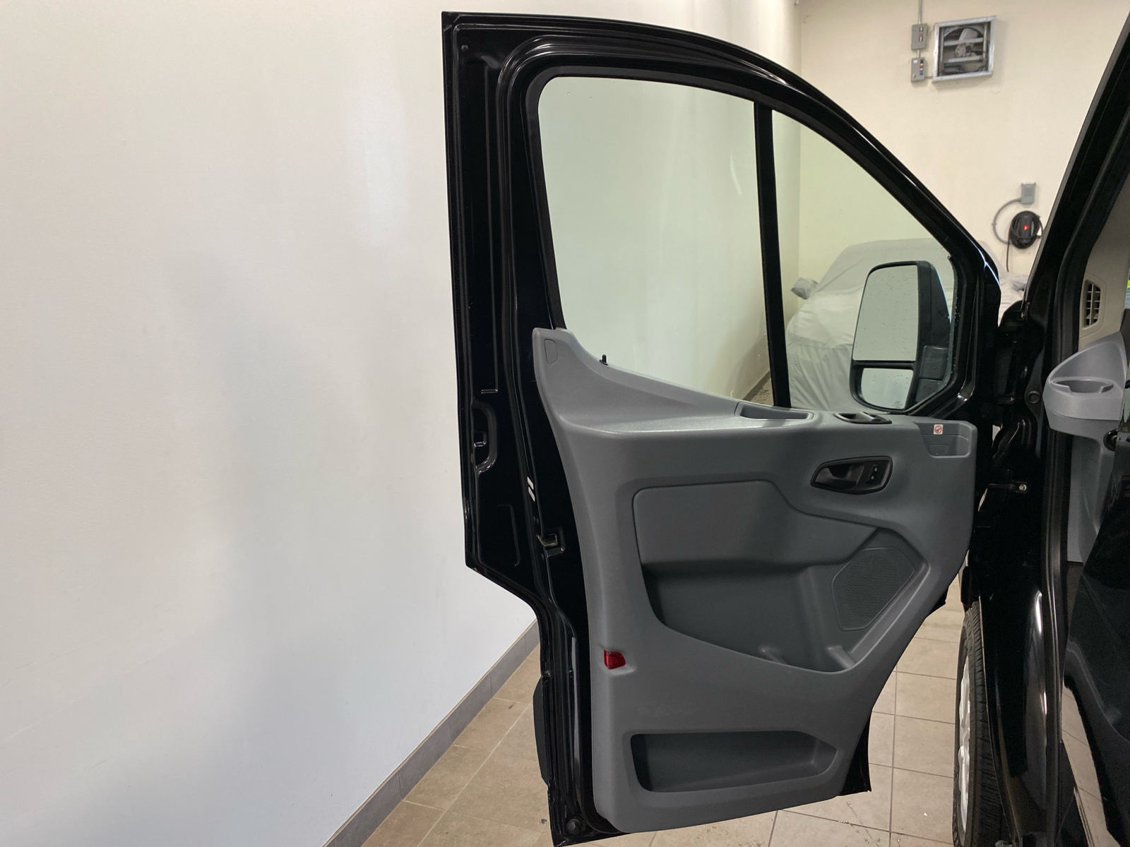 2019 Ford Transit Passenger Wagon XL 14