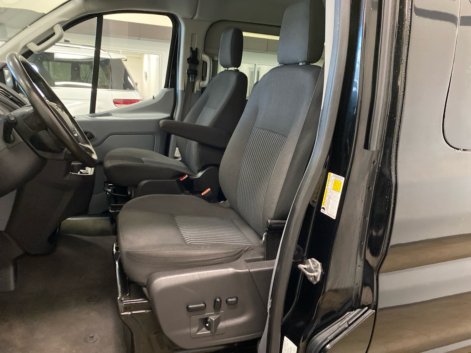 2019 Ford Transit Passenger Wagon XL 16