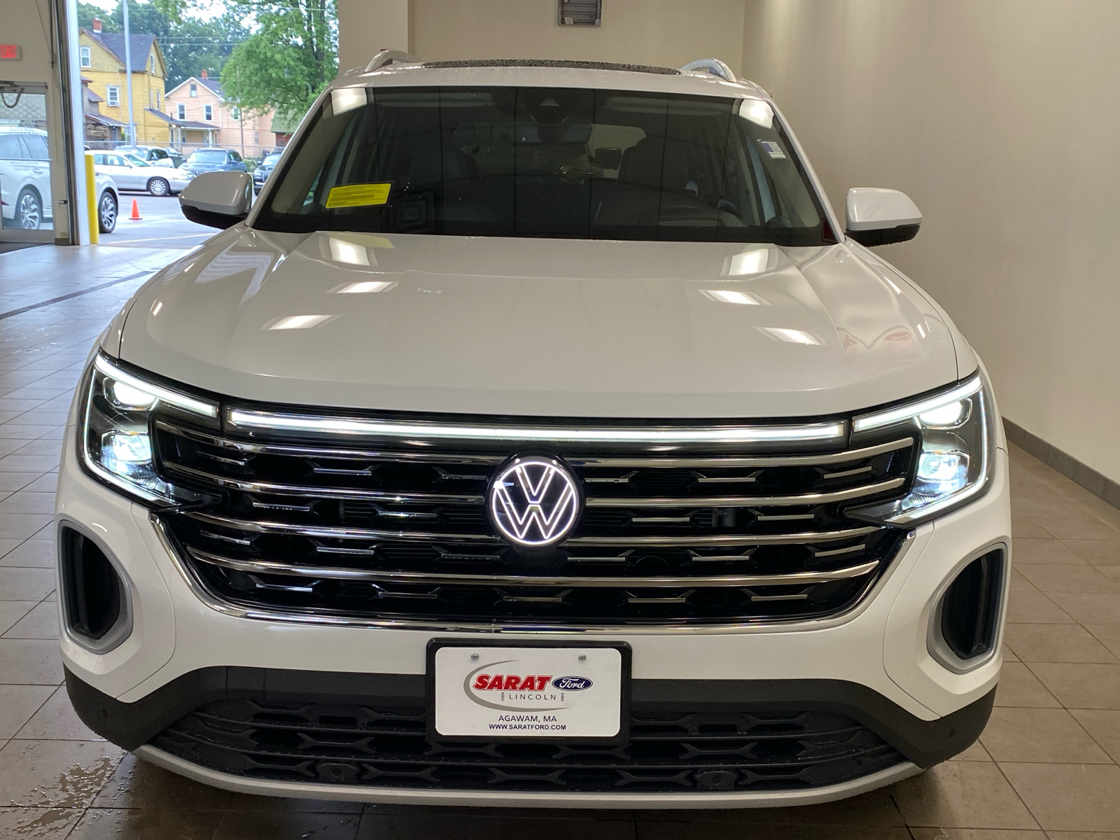 2024 Volkswagen Atlas 2.0T SEL 3