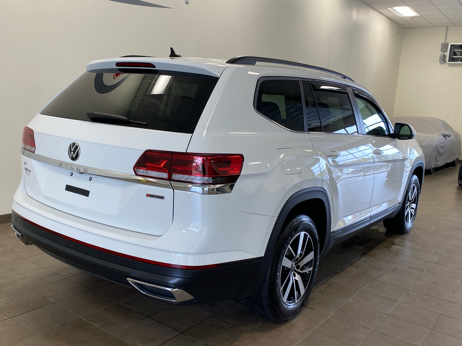 2022 Volkswagen Atlas 2.0T SE 8