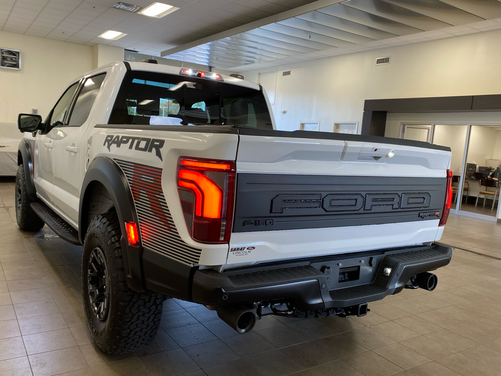 2024 Ford F-150 2024 FORD F-150 RAPTOR CREW CAB 4DR 145 WB 4WD 5