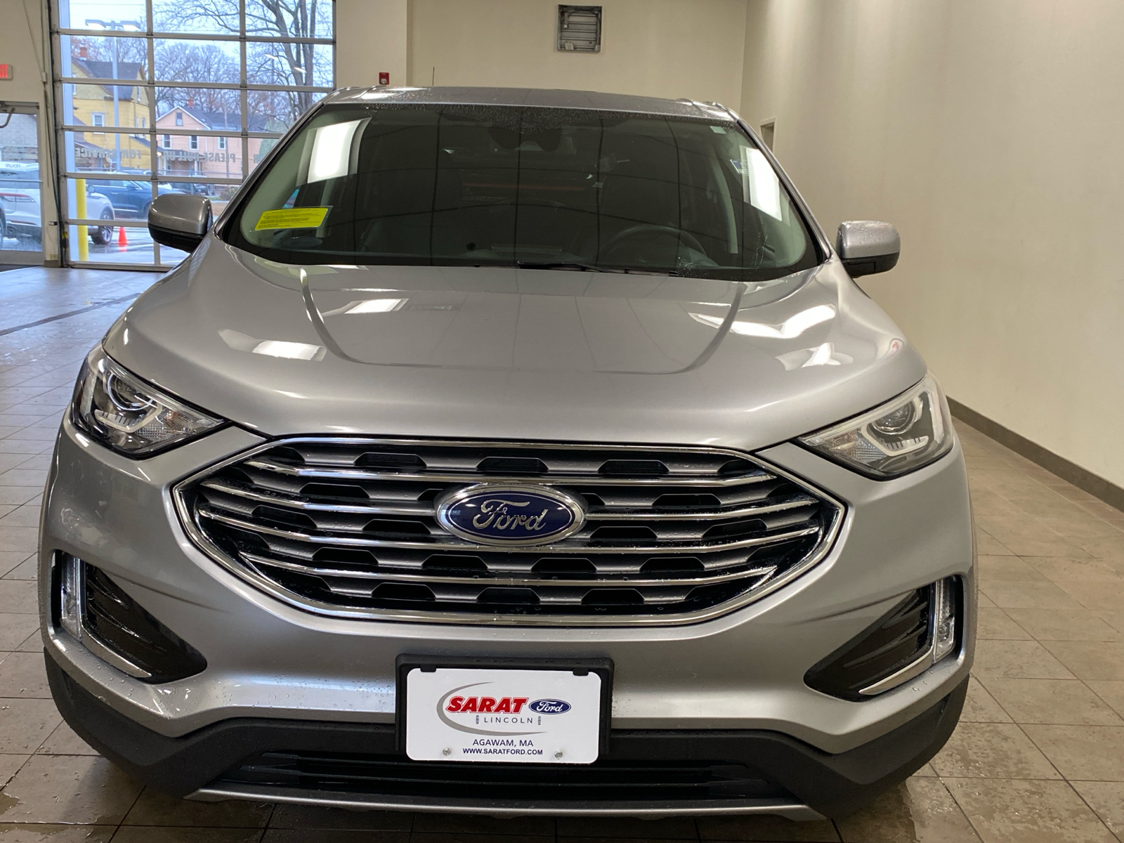 2021 Ford Edge  3