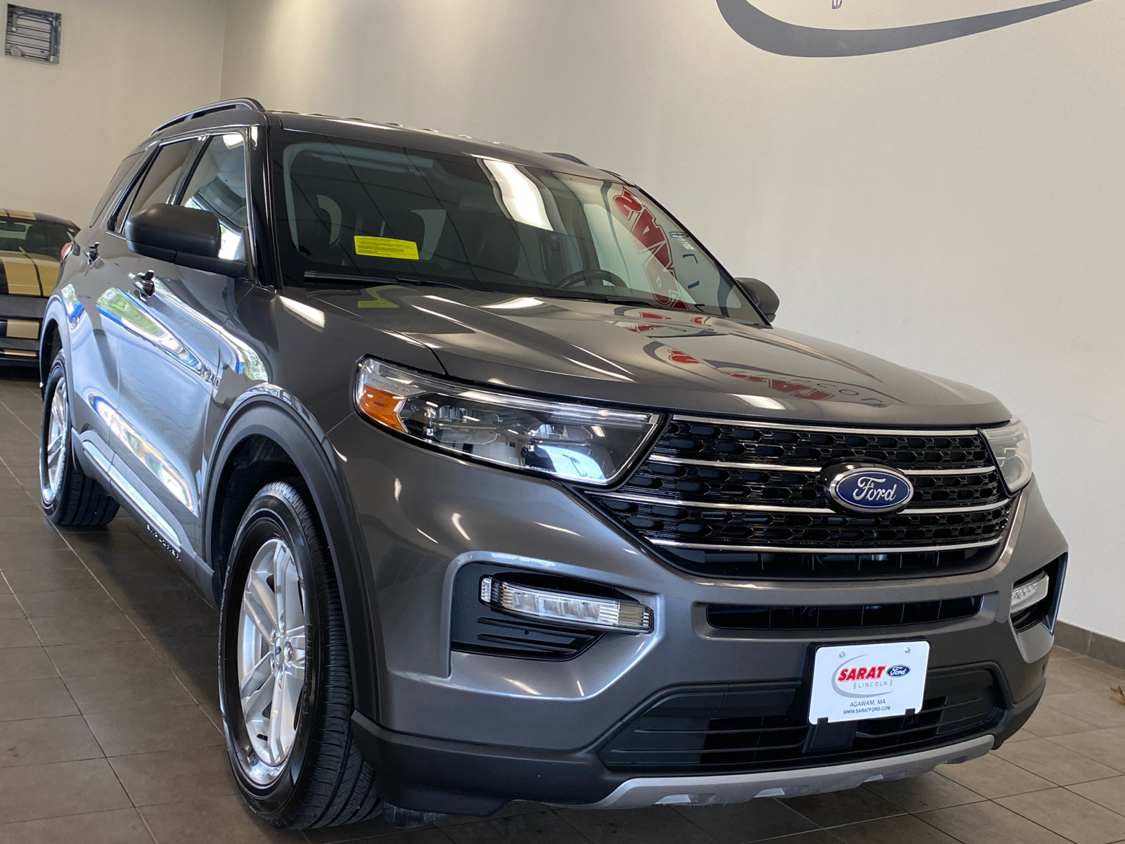 2021 Ford Explorer  2