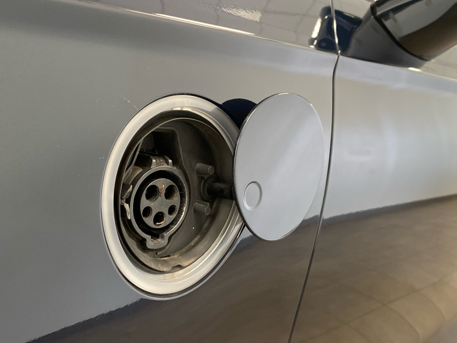 2020 Ford Fusion Plug-In Hybrid Titanium 16