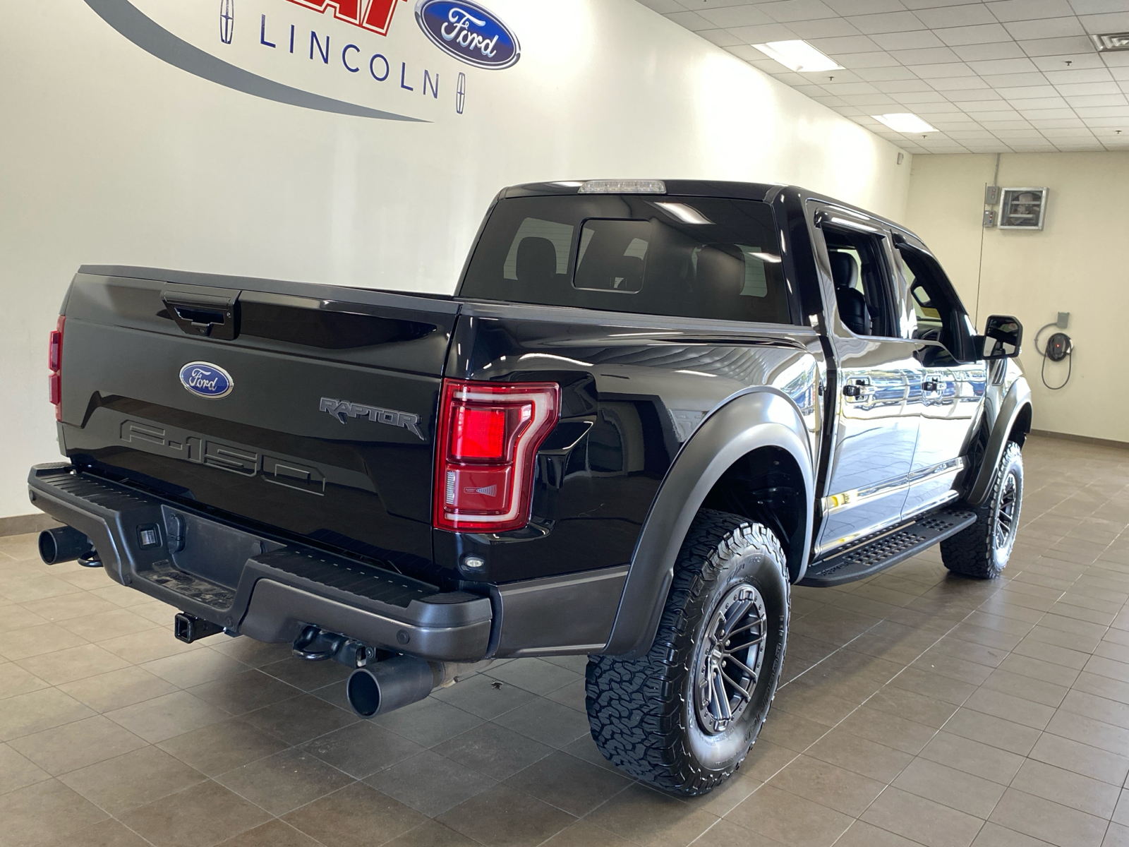 2020 Ford F-150 Raptor 7