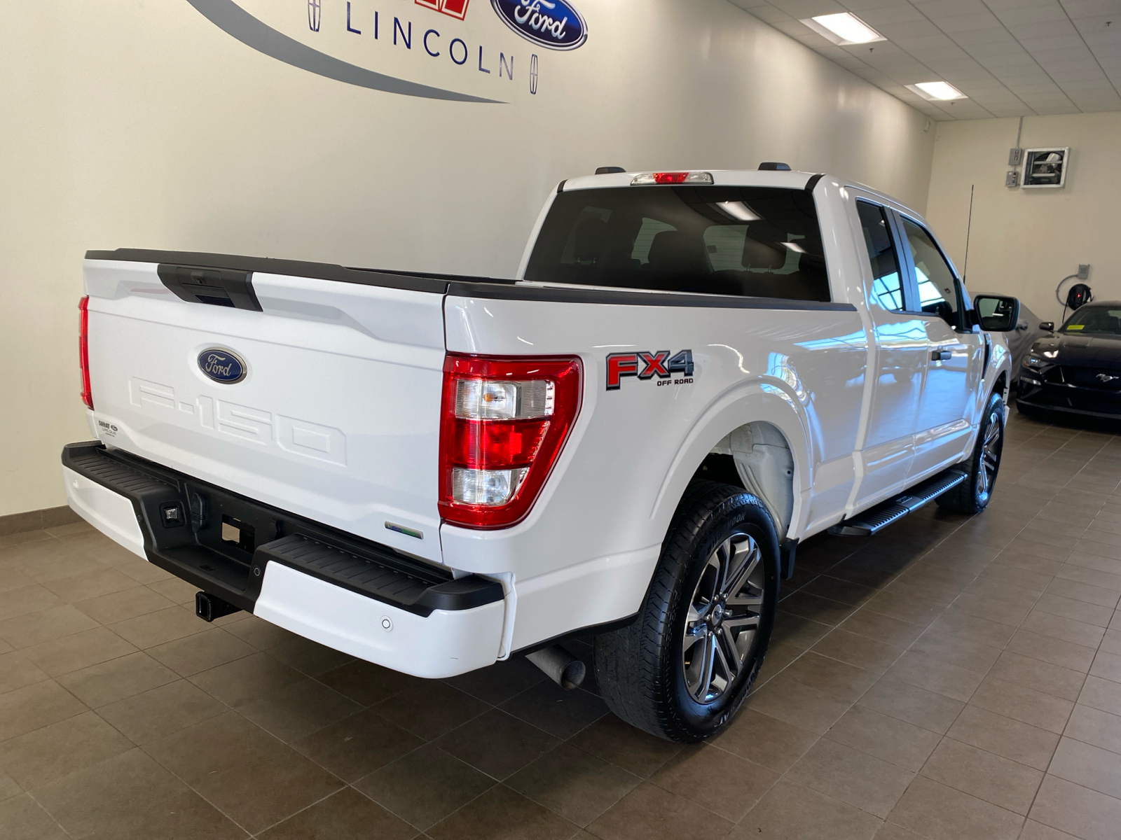 2021 Ford F-150 2021 FORD F-150 XL SUPER CAB 4DR 145 WB 4WD 7