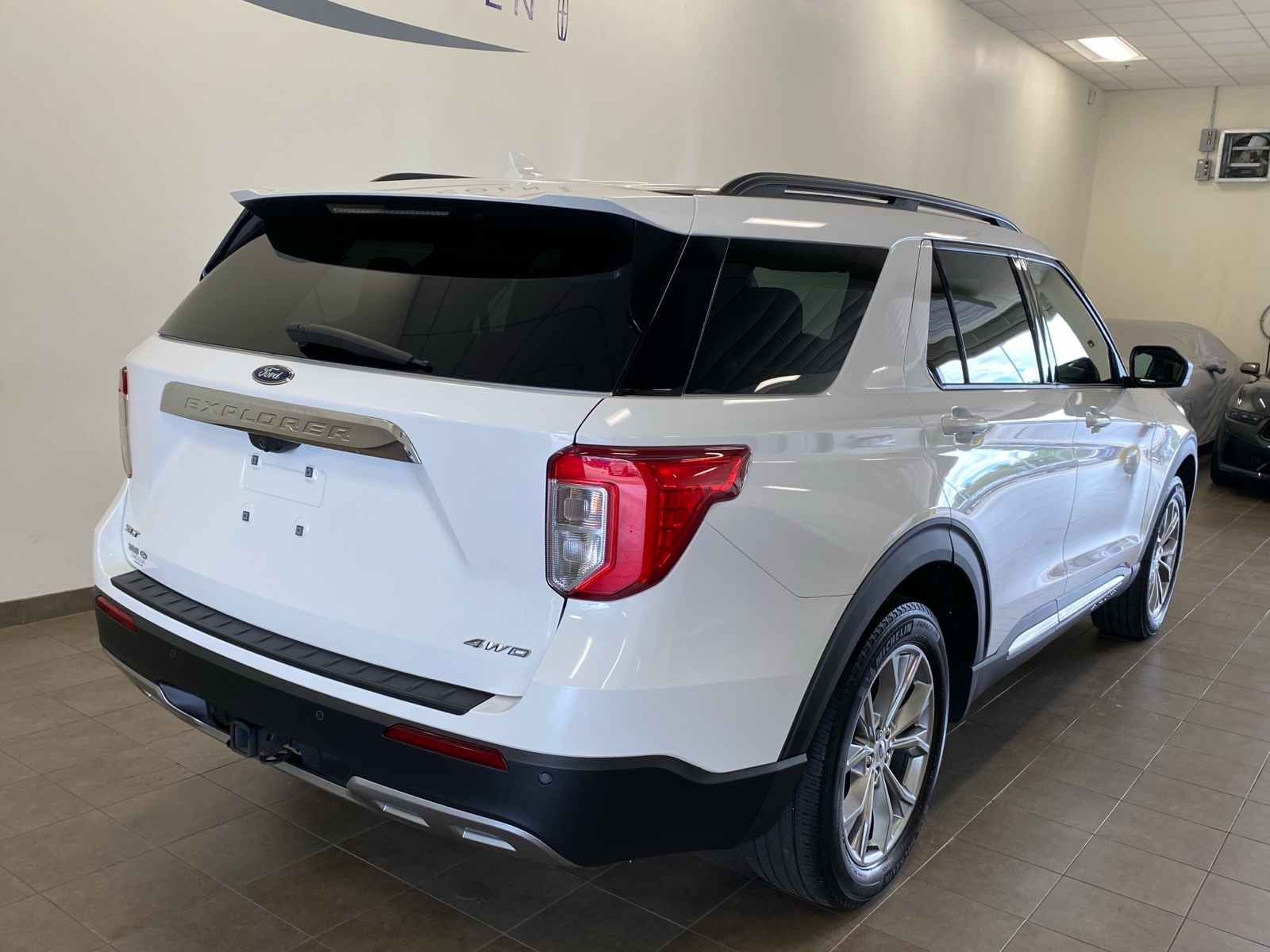 2021 Ford Explorer XLT 8