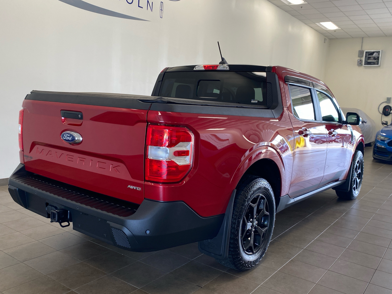 2022 Ford Maverick 2022 FORD MAVERICK LARIAT CREW CAB 4DR 121.1 WB A 8