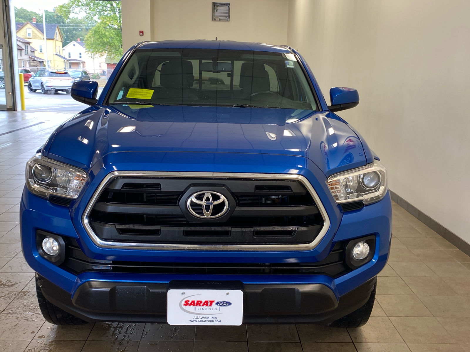 2017 Toyota Tacoma SR5 3