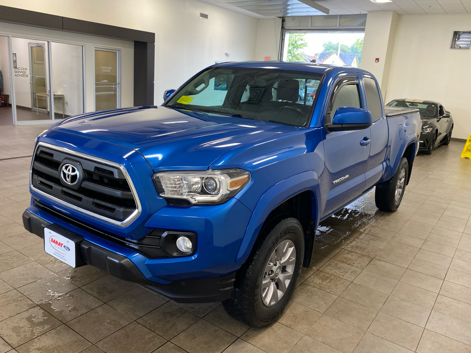 2017 Toyota Tacoma SR5 4