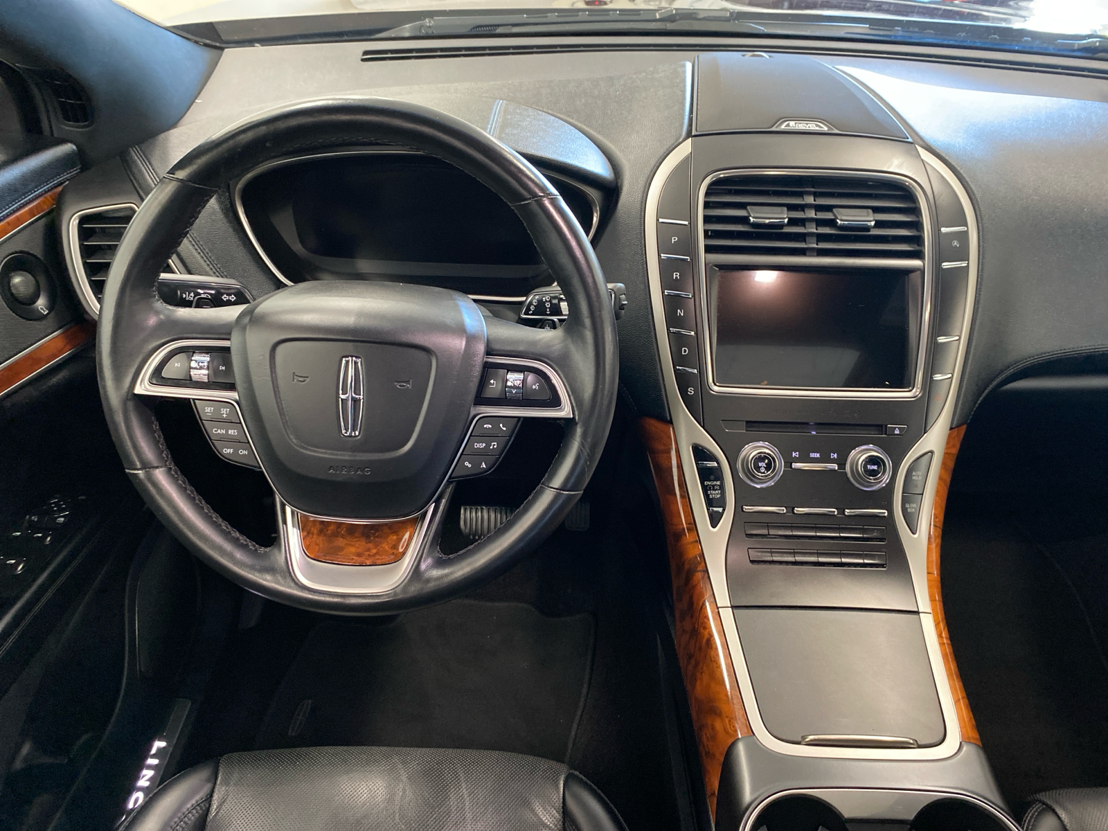 2019 Lincoln Nautilus Reserve 10