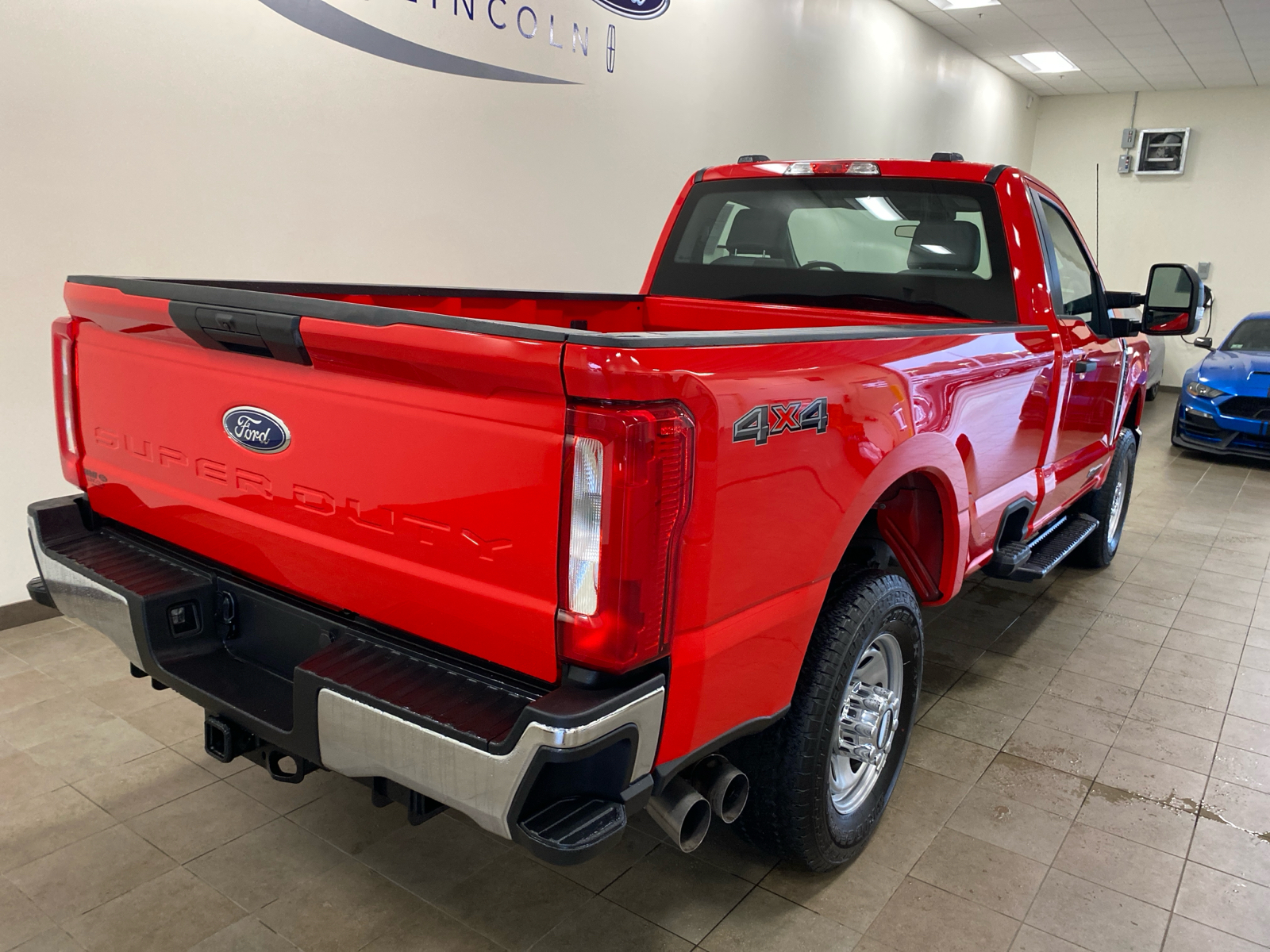 2023 Ford Super Duty F-350 SRW 2023 FORD F-350 XL REG. CAB 2DR 142 WB 4WD HD 7