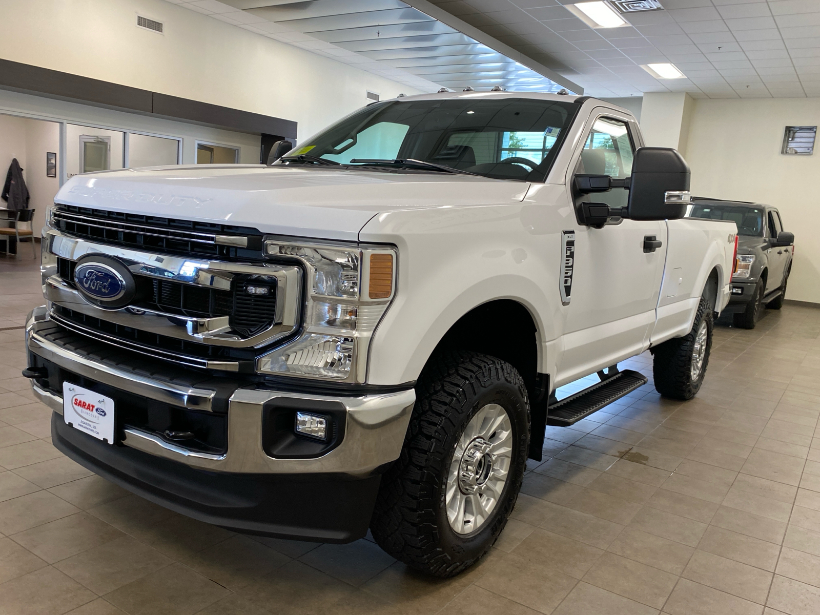 2021 Ford Super Duty F-350 SRW 2021 FORD F-350 XLT REG. CAB 2DR 142 WB 4WD HD 4