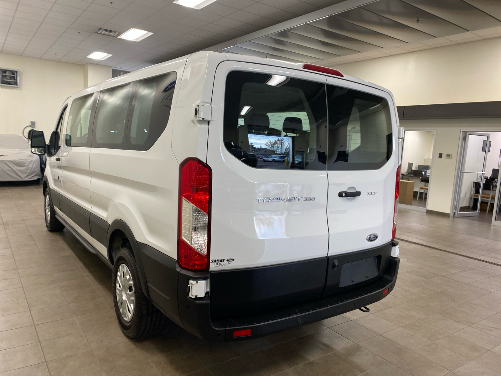 2021 Ford Transit Passenger Wagon XL 5