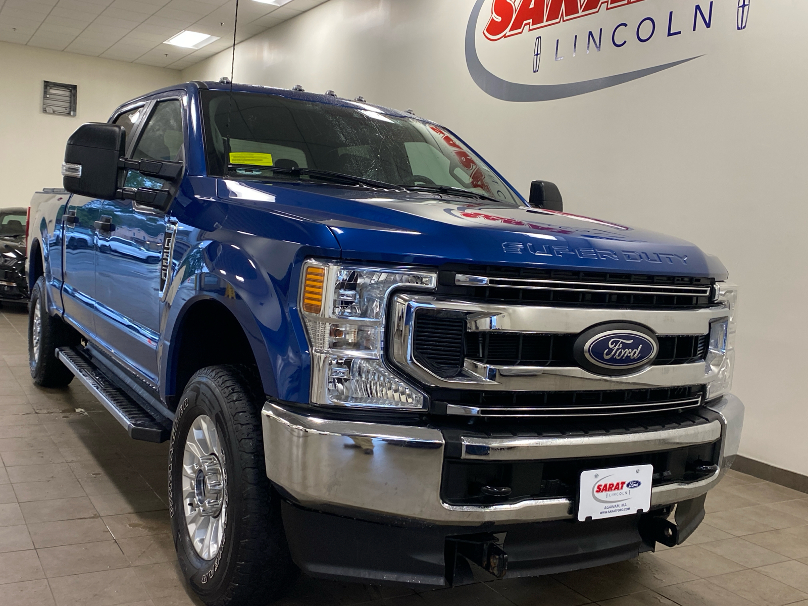 2022 Ford Super Duty F-250 SRW XLT 2