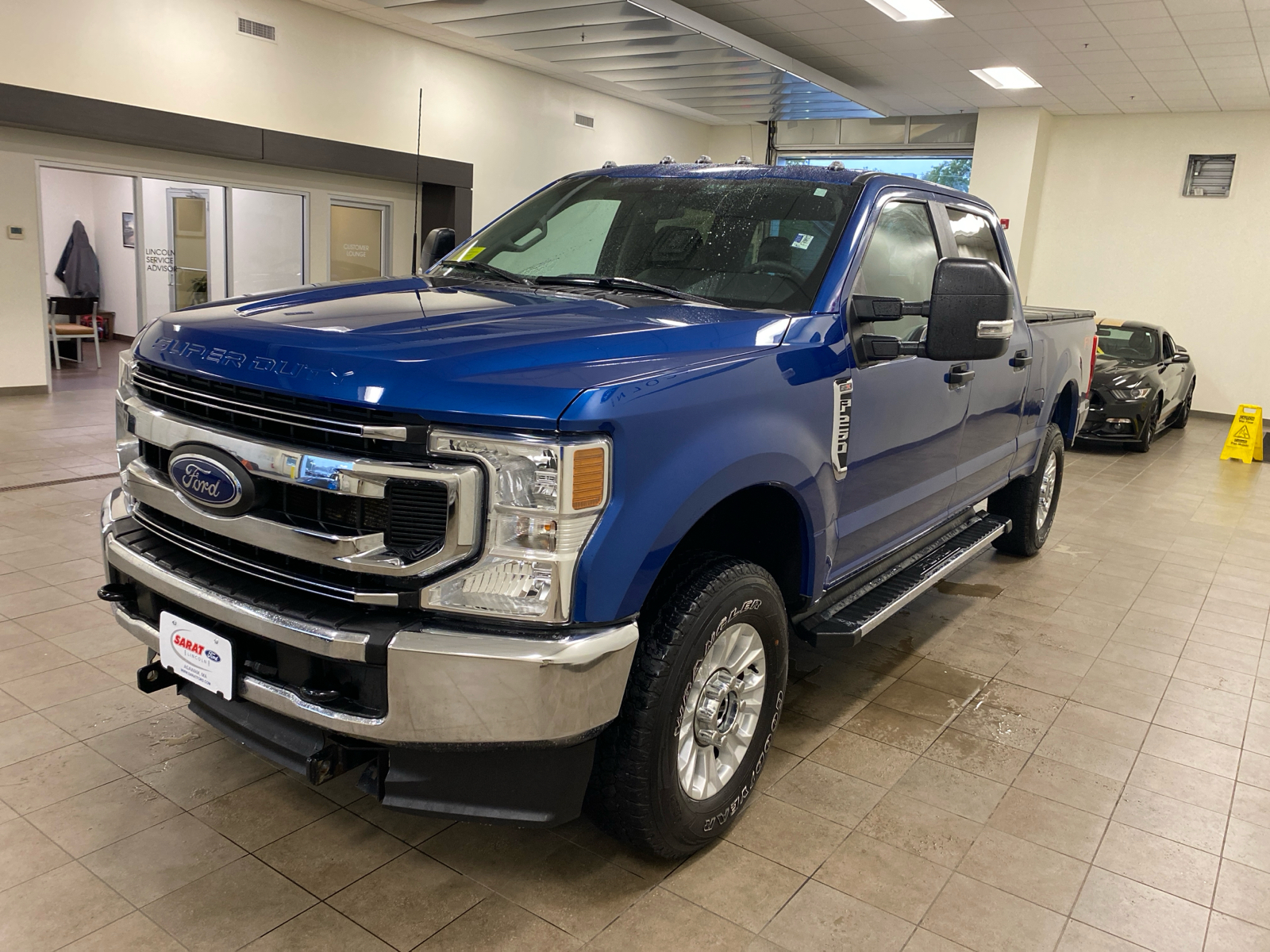 2022 Ford Super Duty F-250 SRW XLT 4