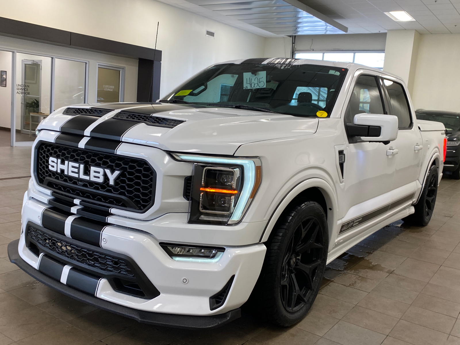 2023 Ford F-150 2023 FORD F-150 LARIAT CREW CAB 4DR 145 WB 4WD 6