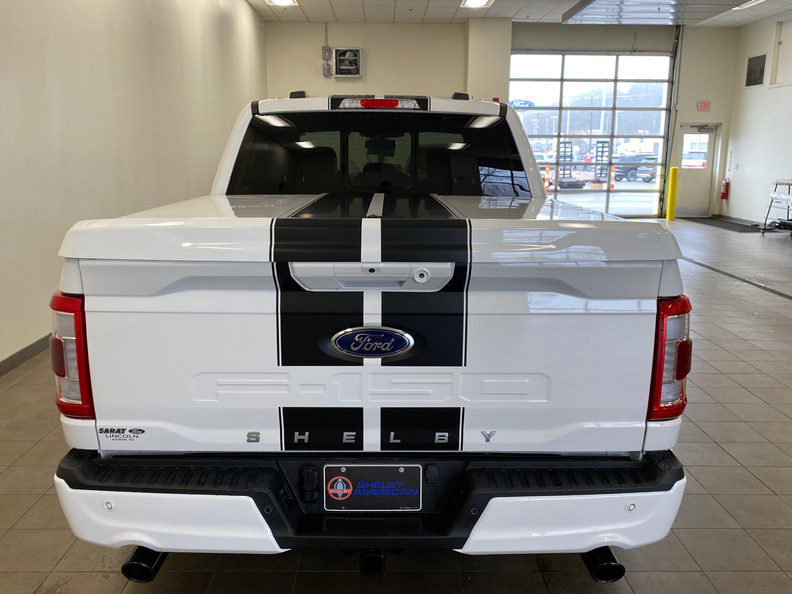 2023 Ford F-150 2023 FORD F-150 LARIAT CREW CAB 4DR 145 WB 4WD 9