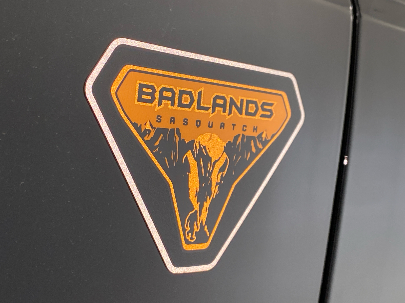 2023 Ford Bronco 2023 FORD BRONCO BADLANDS 2DR SUV 100.4 WB 4WD 8