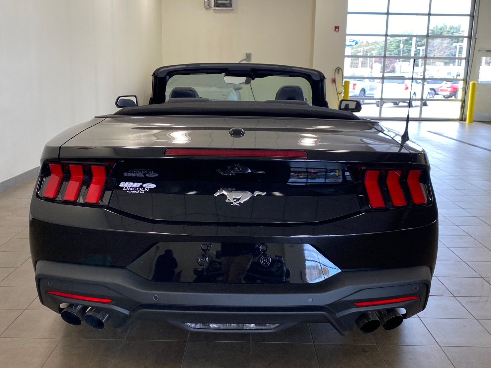 2024 Ford Mustang MUSTANG ECOBOOST CONV 7
