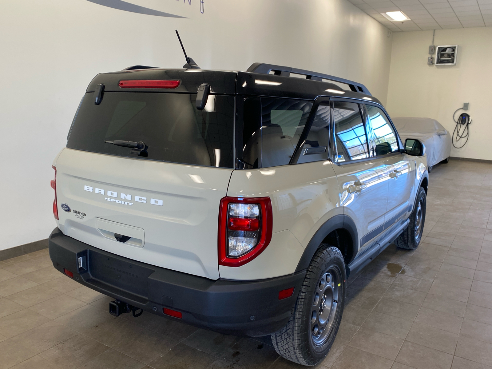 2024 Ford Bronco Sport R9C0 BRONCO SP OUTER BANKS 4X4 8