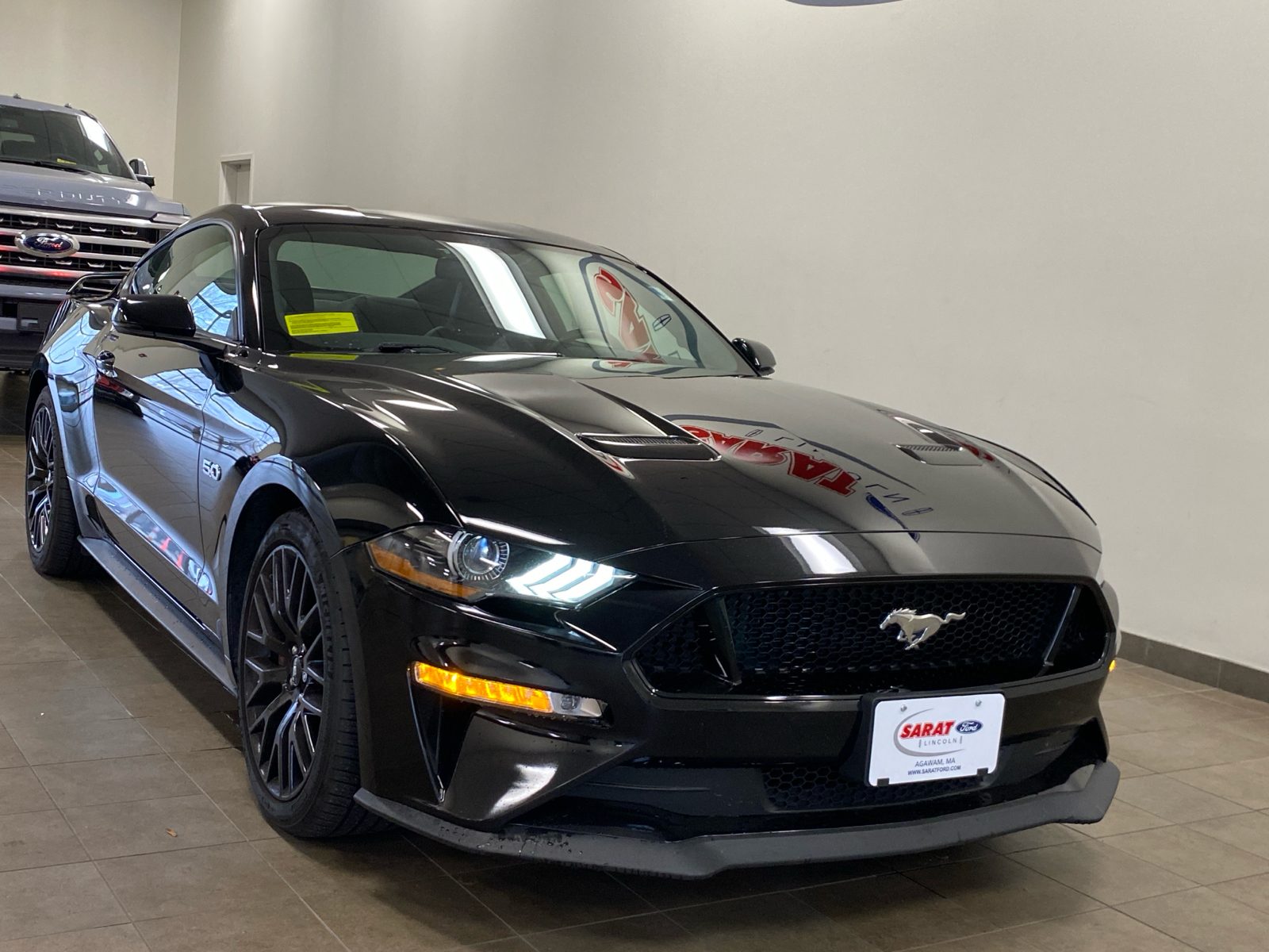 2018 Ford Mustang GT Premium 2