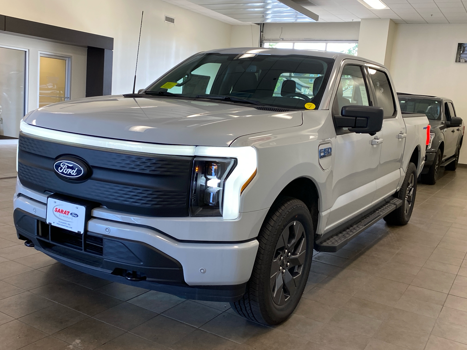 2024 Ford F-150 Lightning F150 4X4 SUPERCREW XLT - 145 4