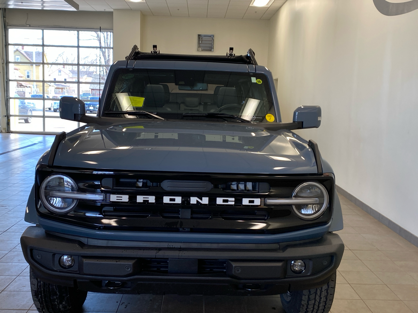 2024 Ford Bronco E8B0 OUTER BANKS 4 DOOR 4