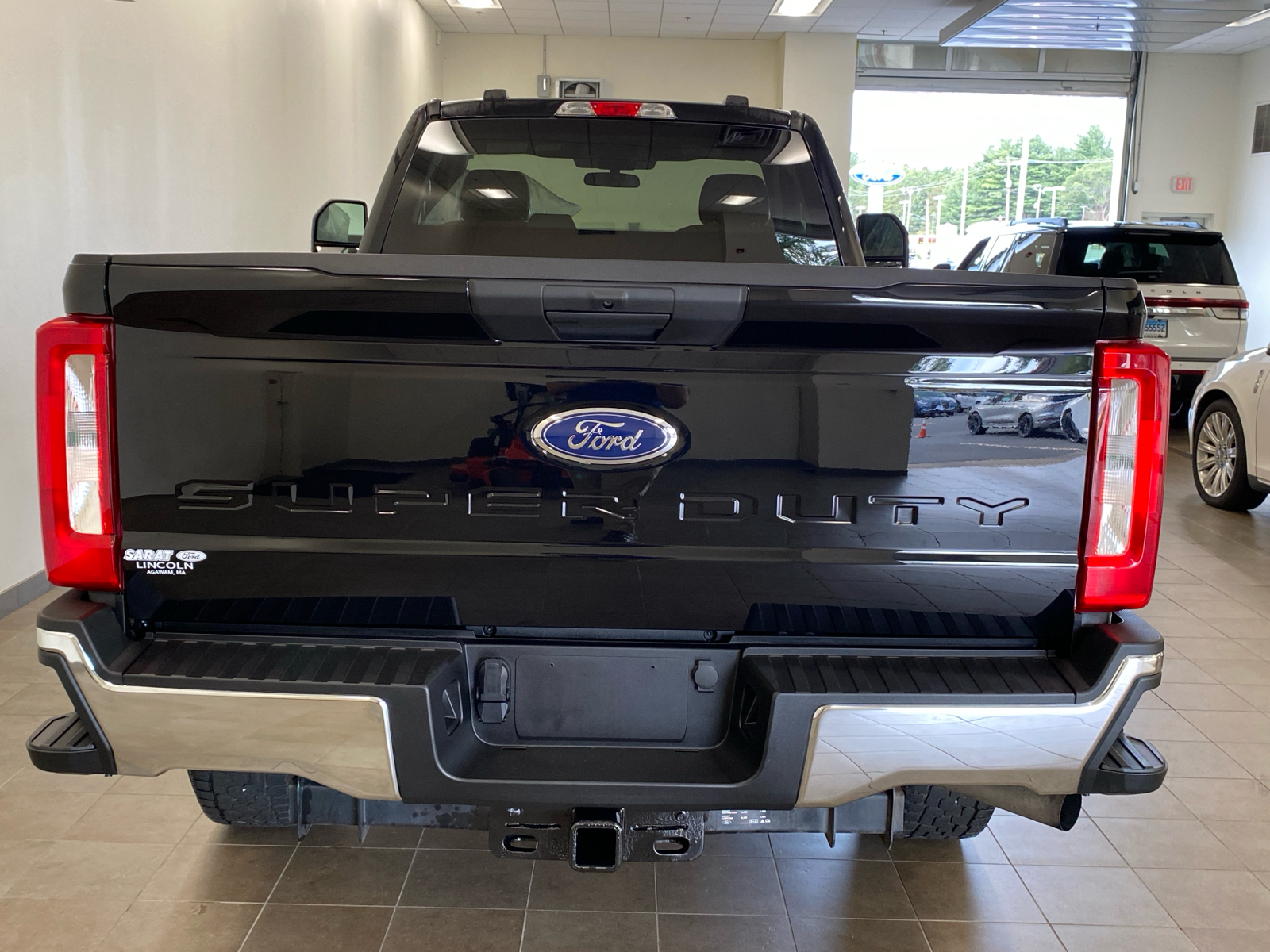 2022 Ford Super Duty F-350 SRW XLT 6