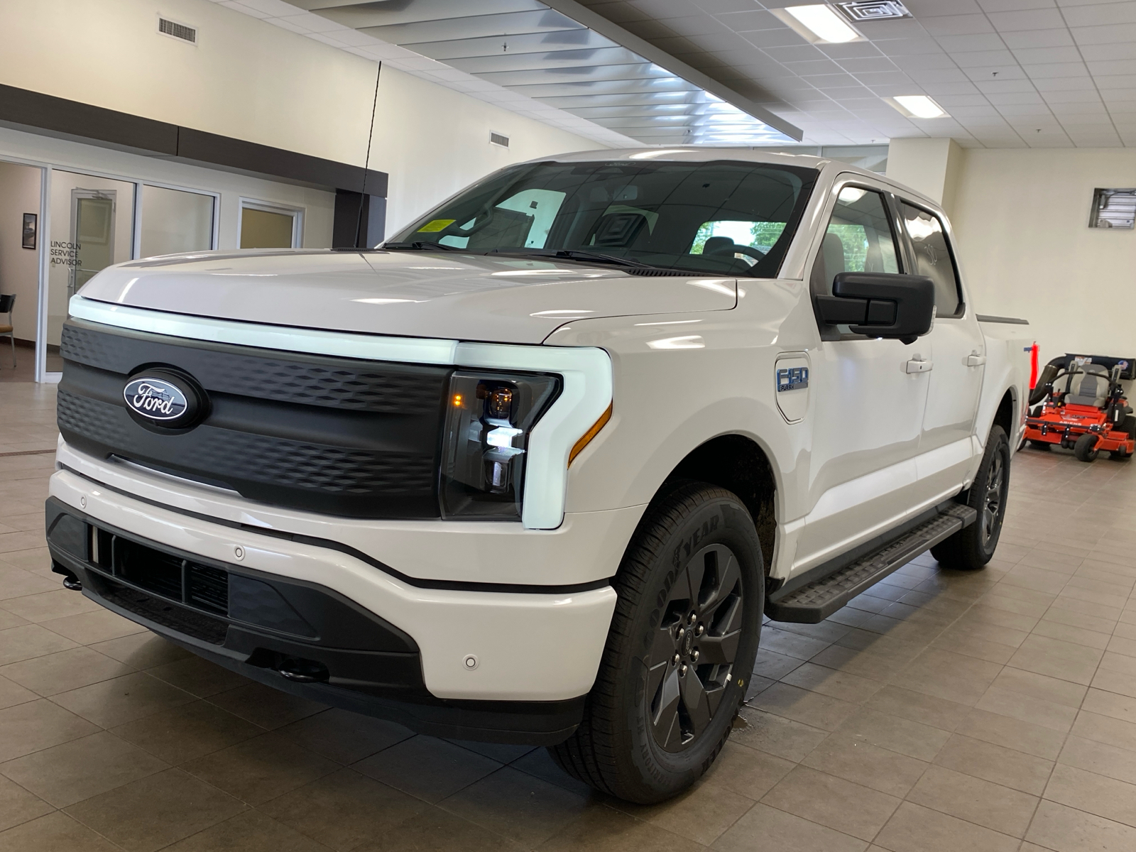 2024 Ford F-150 Lightning F150 4X4 SUPERCREW XLT - 145 4