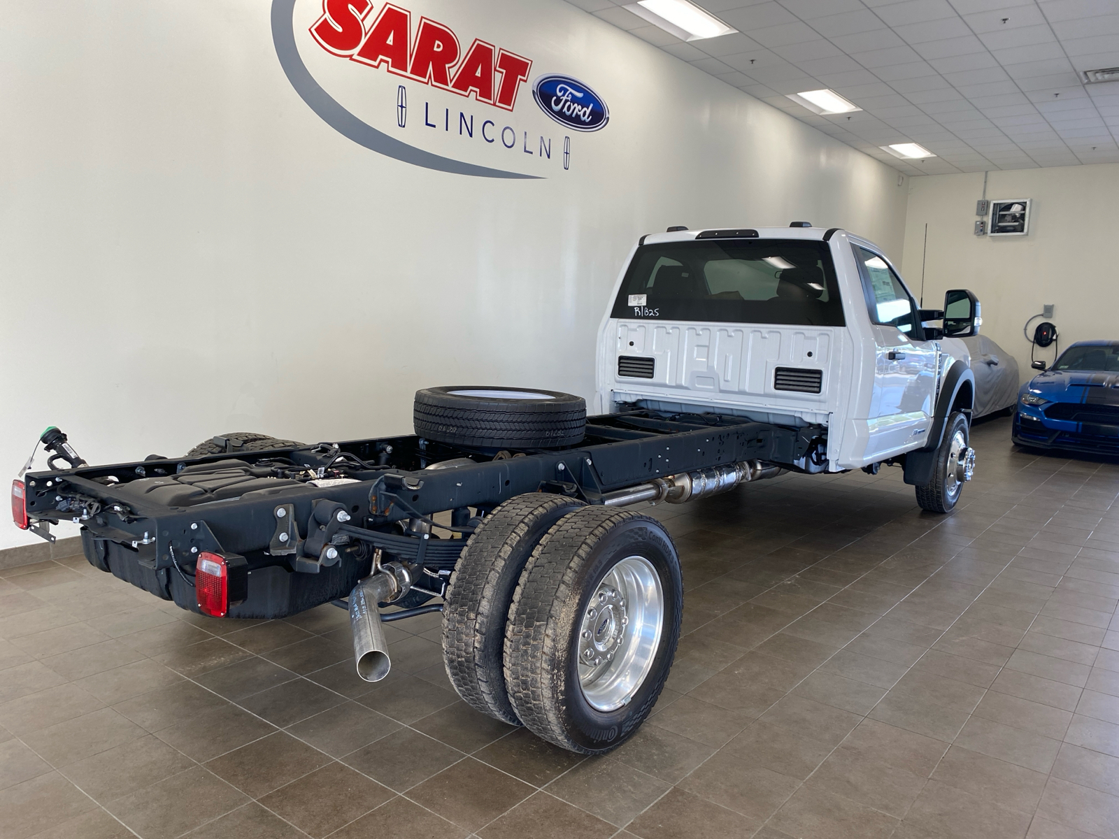 2024 Ford Super Duty F-550 DRW F550 4X4 CHASSIS CAB DRW/193 7