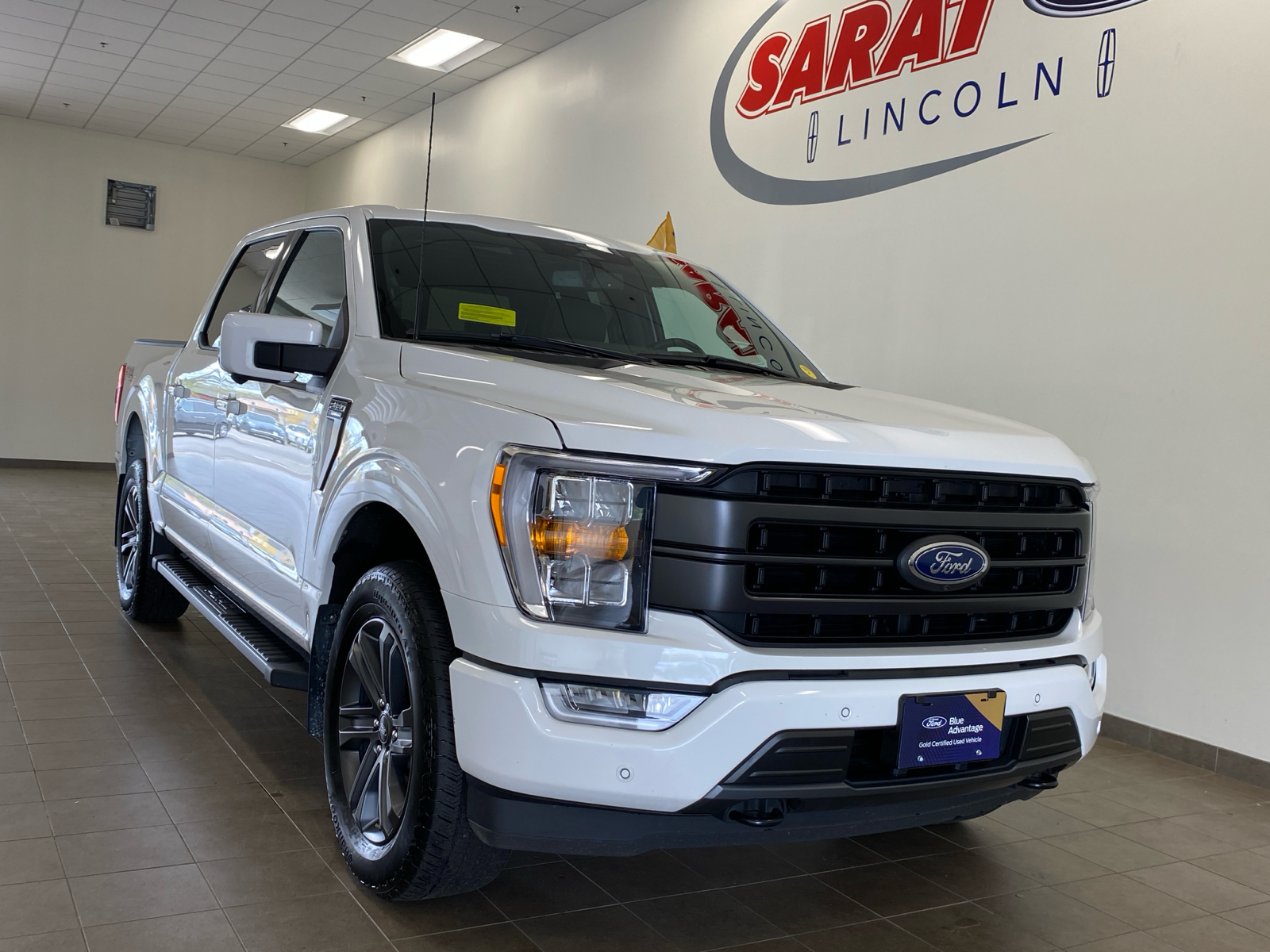 2023 Ford F-150 LARIAT 2