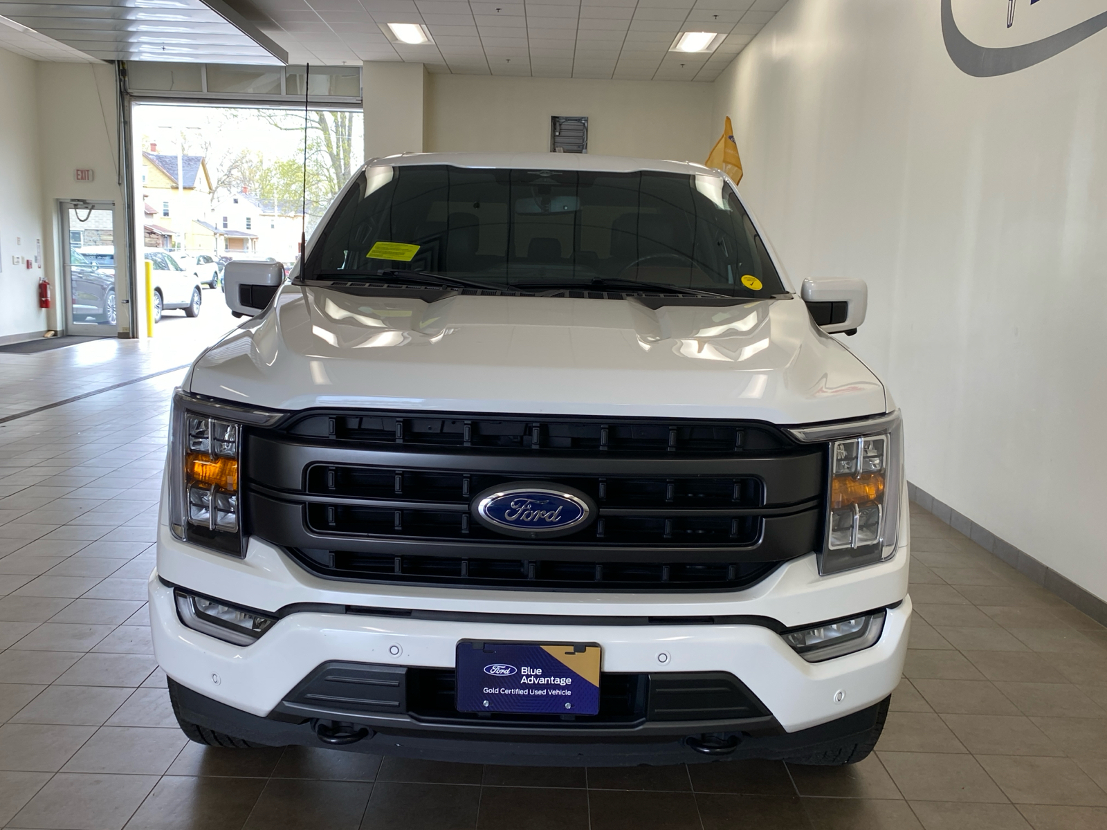 2023 Ford F-150 LARIAT 3