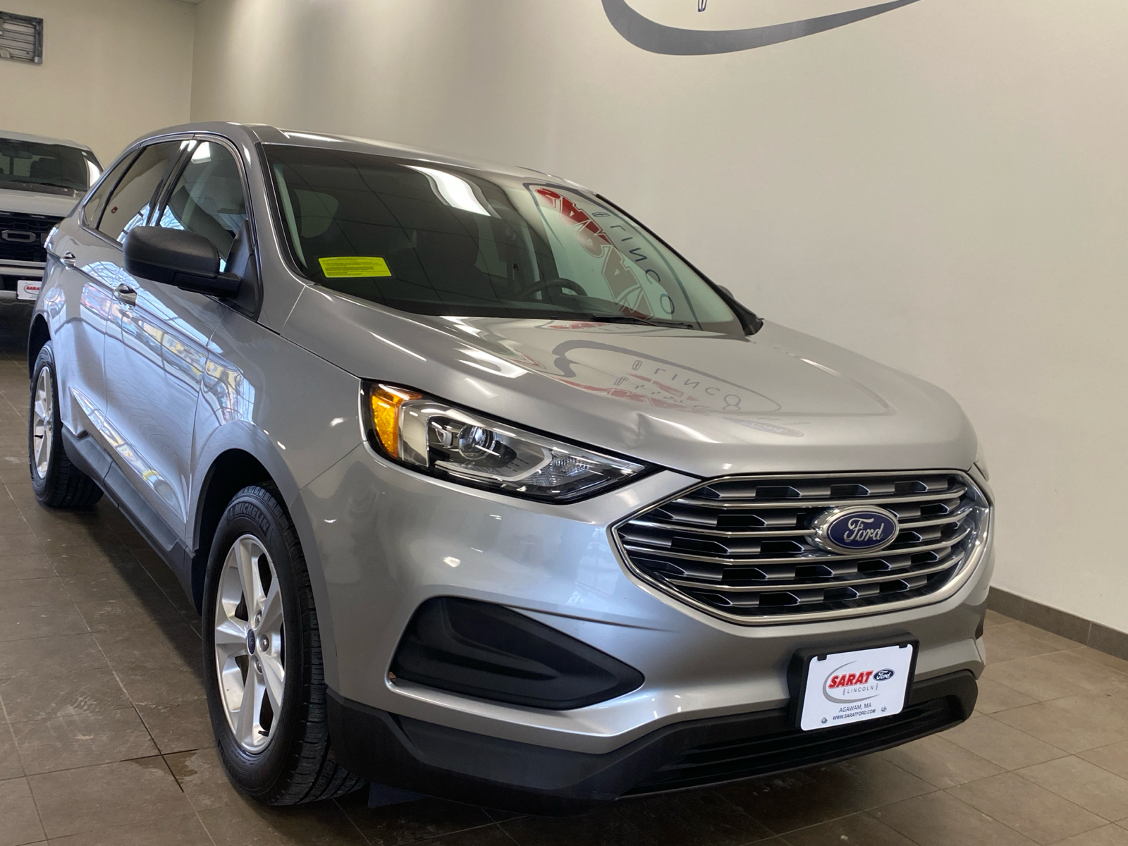 2020 Ford Edge SE 2