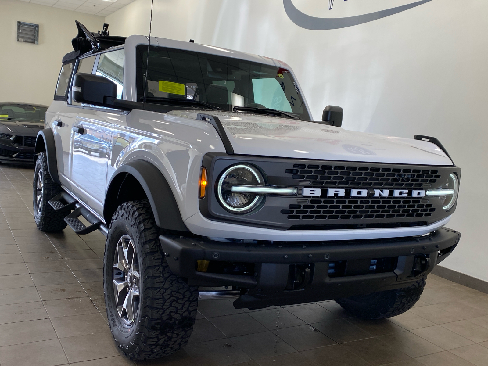 2024 Ford Bronco E9B0 BADLANDS 4 DOOR 3