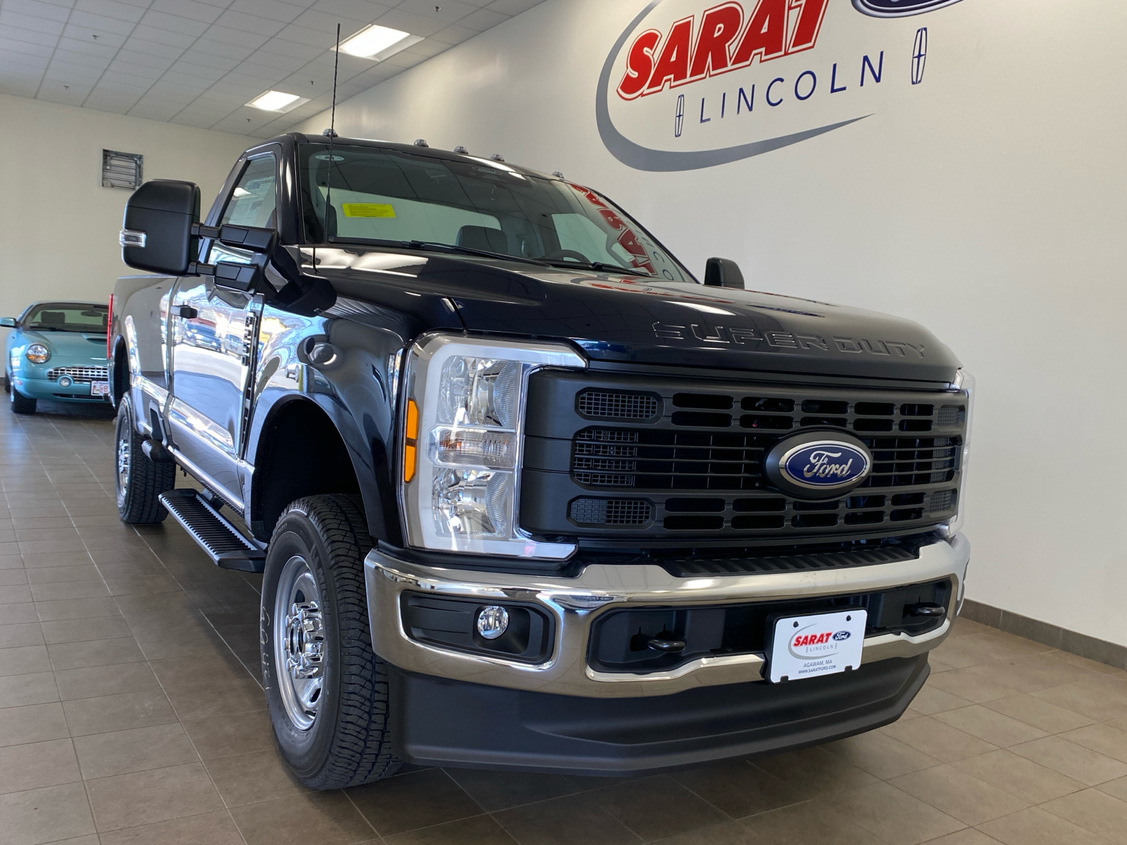 2024 Ford Super Duty F-250 SRW 2024 FORD F-250 XLT REG. CAB 2DR 142 WB 4WD HD 2