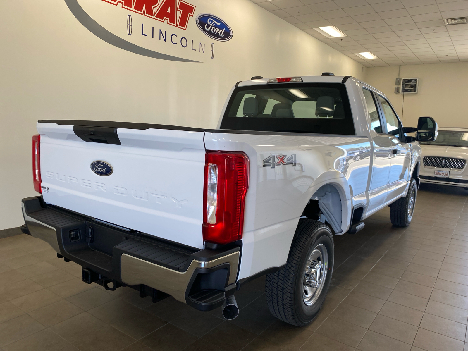 2024 Ford Super Duty F-250 SRW 2024 FORD F-250 XL SUPER CAB 4DR 148 WB 4WD HD 7