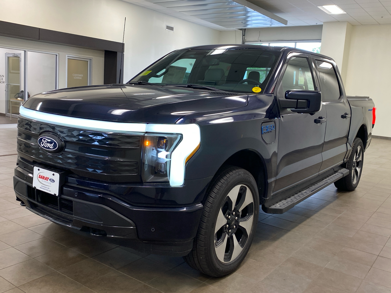 2024 Ford F-150 Lightning 2024 FORD F-150 LIGHTNING PLATINUM CREW CAB 4DR 14 4