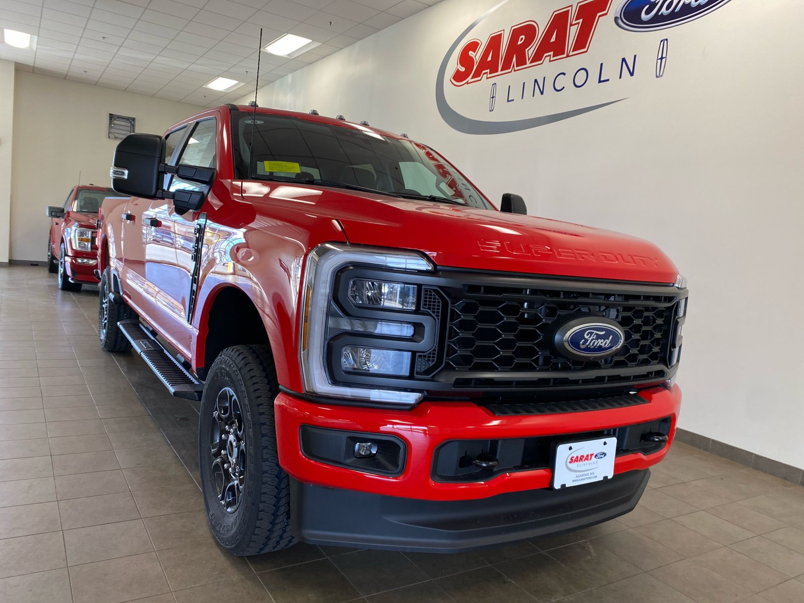 2024 Ford Super Duty F-350 SRW 2024 FORD F-350 XLT CREW CAB 4DR 160 WB 4WD HD 2