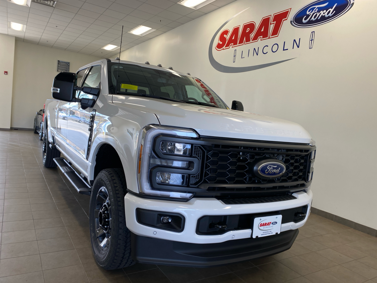 2024 Ford Super Duty F-250 SRW 2024 FORD F-250 LARIAT CREW CAB 4DR 160 WB 4WD HD 2