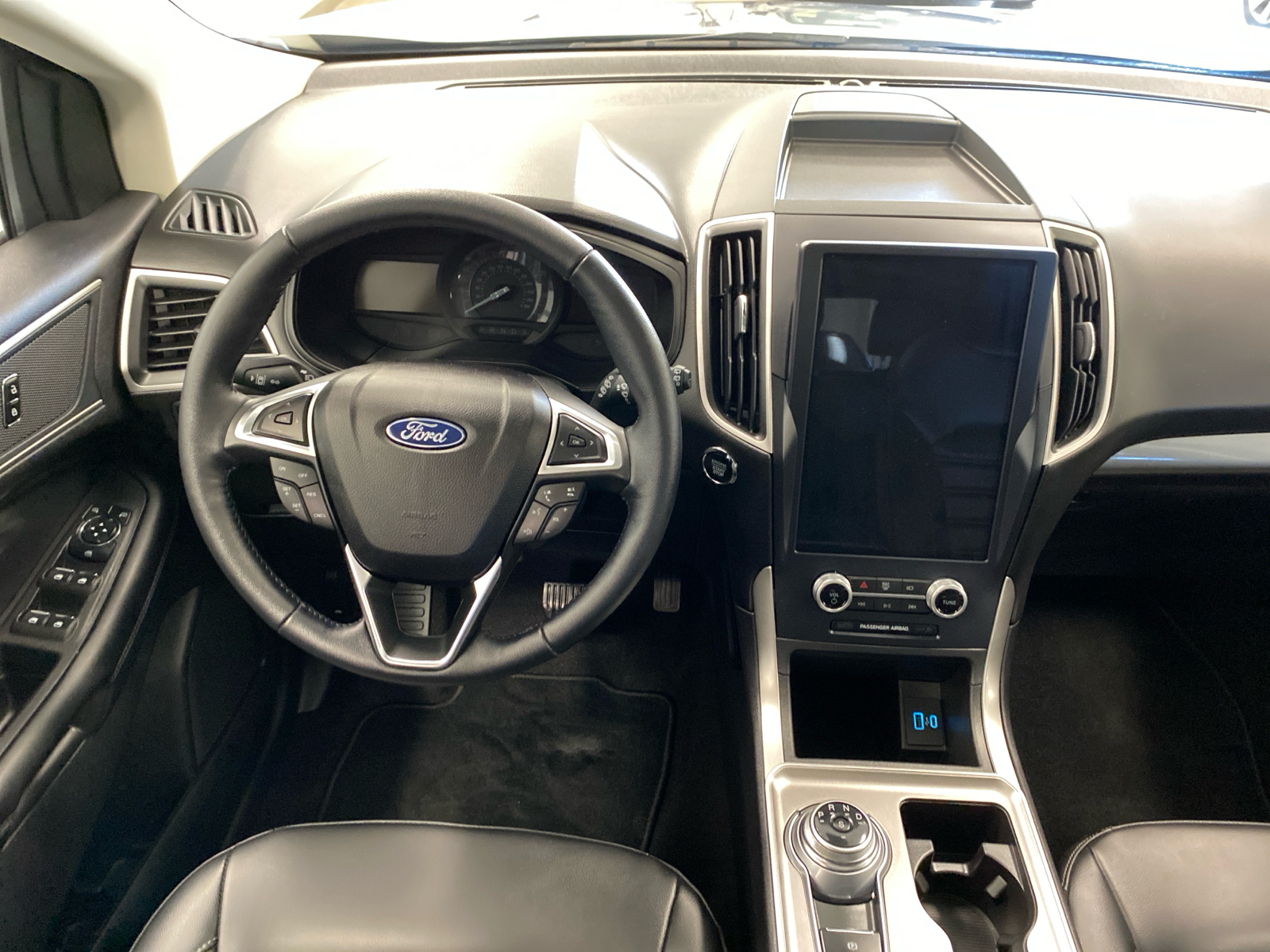 2023 Ford Edge SEL 11