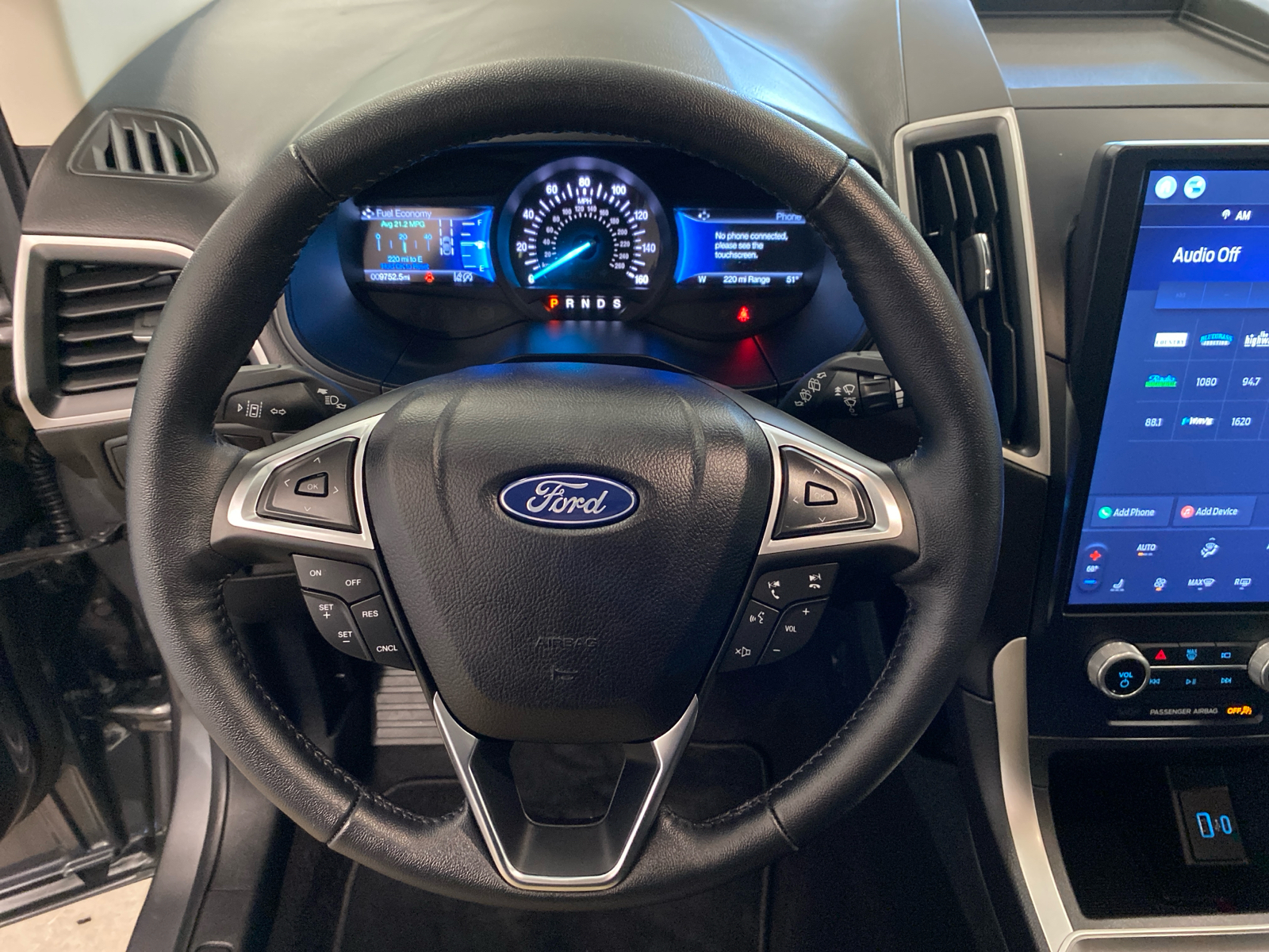 2023 Ford Edge SEL 17