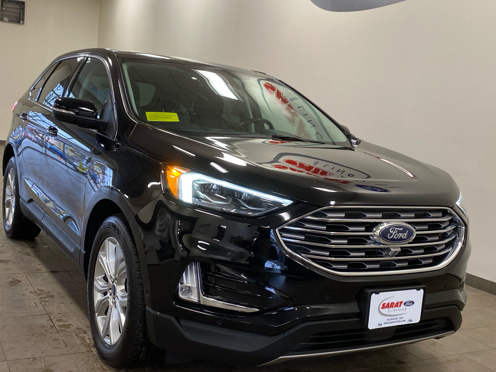 2021 Ford Edge Titanium 2