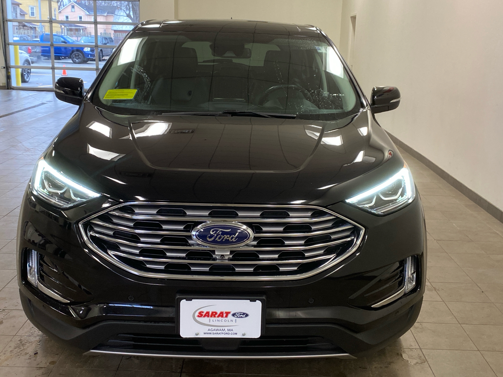 2021 Ford Edge Titanium 3