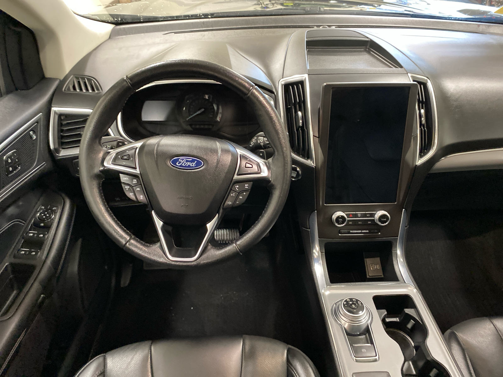 2021 Ford Edge Titanium 13