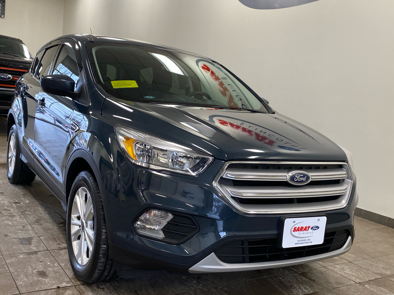 2019 Ford Escape SE 2