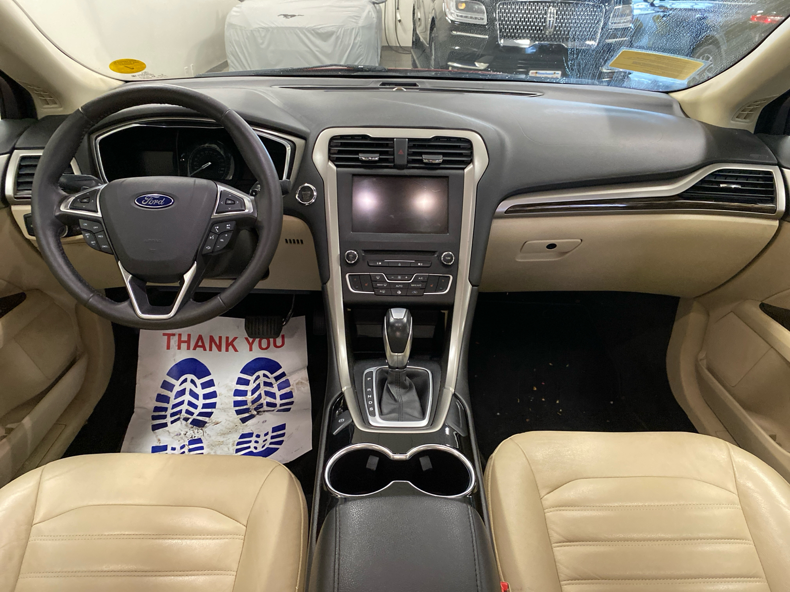 2016 Ford Fusion SE 12
