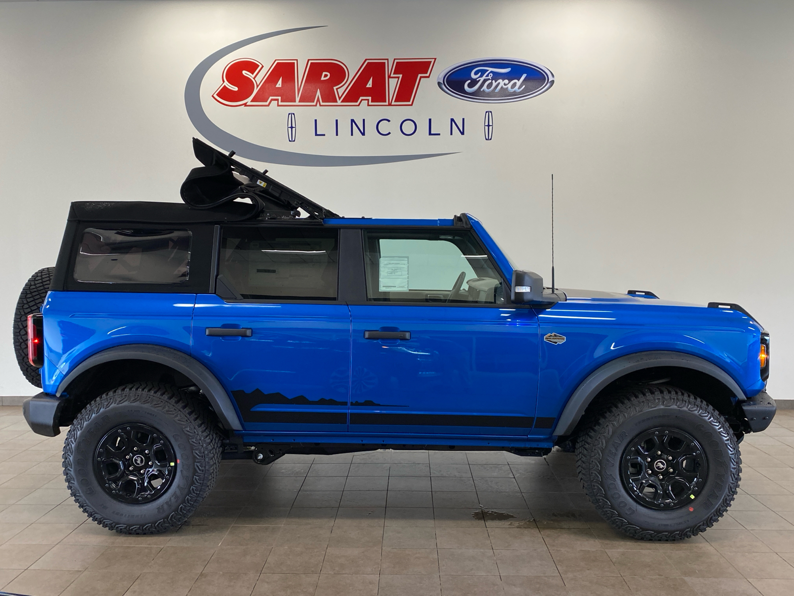 2024 Ford Bronco 2024 FORD BRONCO WILDTRAK 4DR SUV 116.1 WB 4WD 2