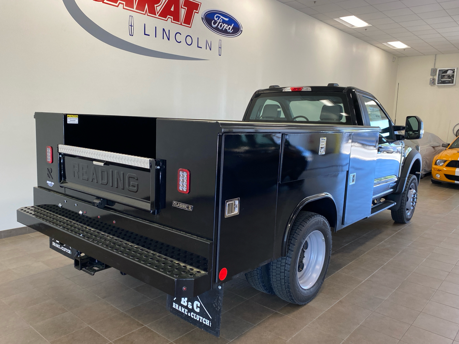 2024 Ford Super Duty F-550 DRW XL 9